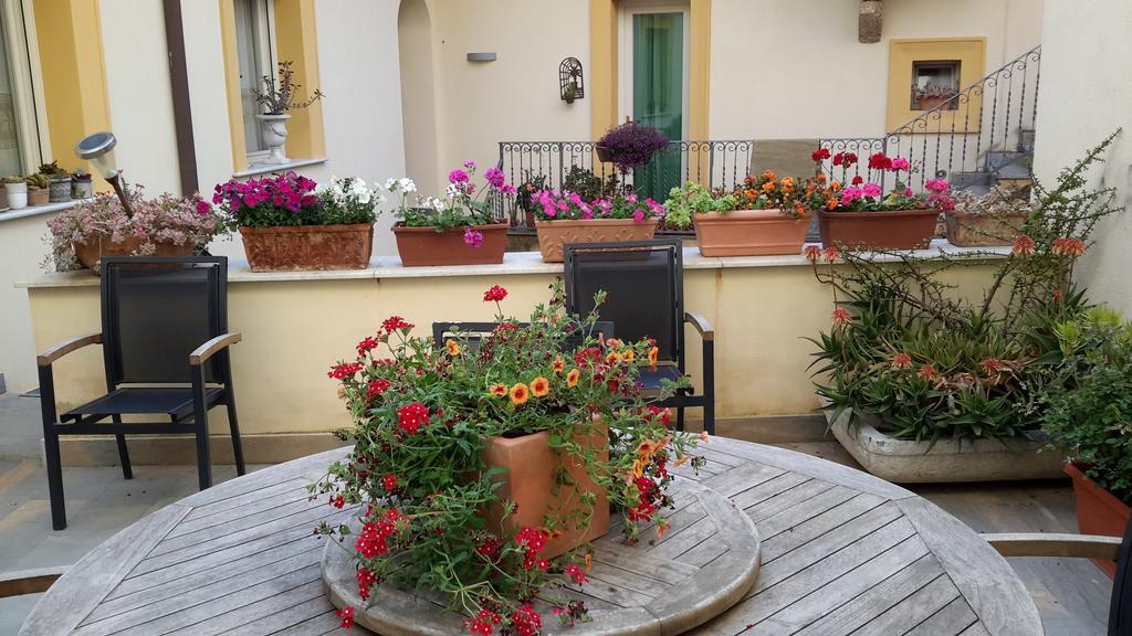 B&B Case A San Matteo Марсала Экстерьер фото